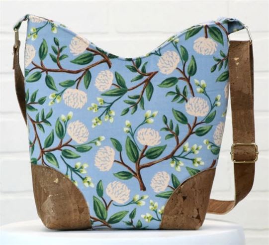 Charade handbag from Sallie Tomato featured at January Sew Fun