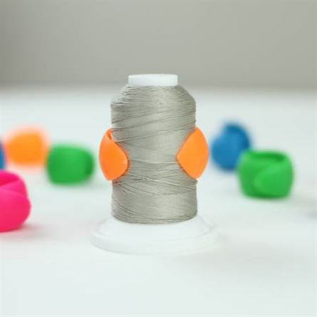 Close up of Gypsy Quilter thread peels