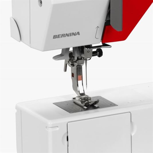 Bernina 215 Simply Red close up of sewing area