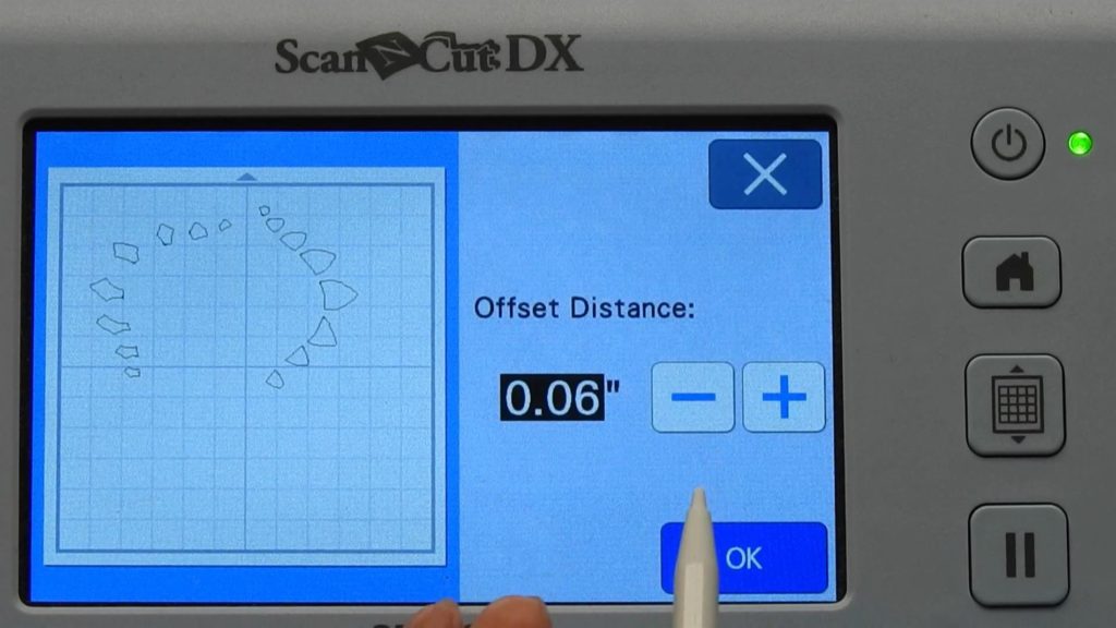 Screen shot of ScanNCut SDX225 showing offset for adding extra fabric to applique