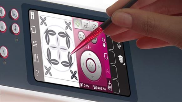 Pfaff Creative 3.0 touch screen