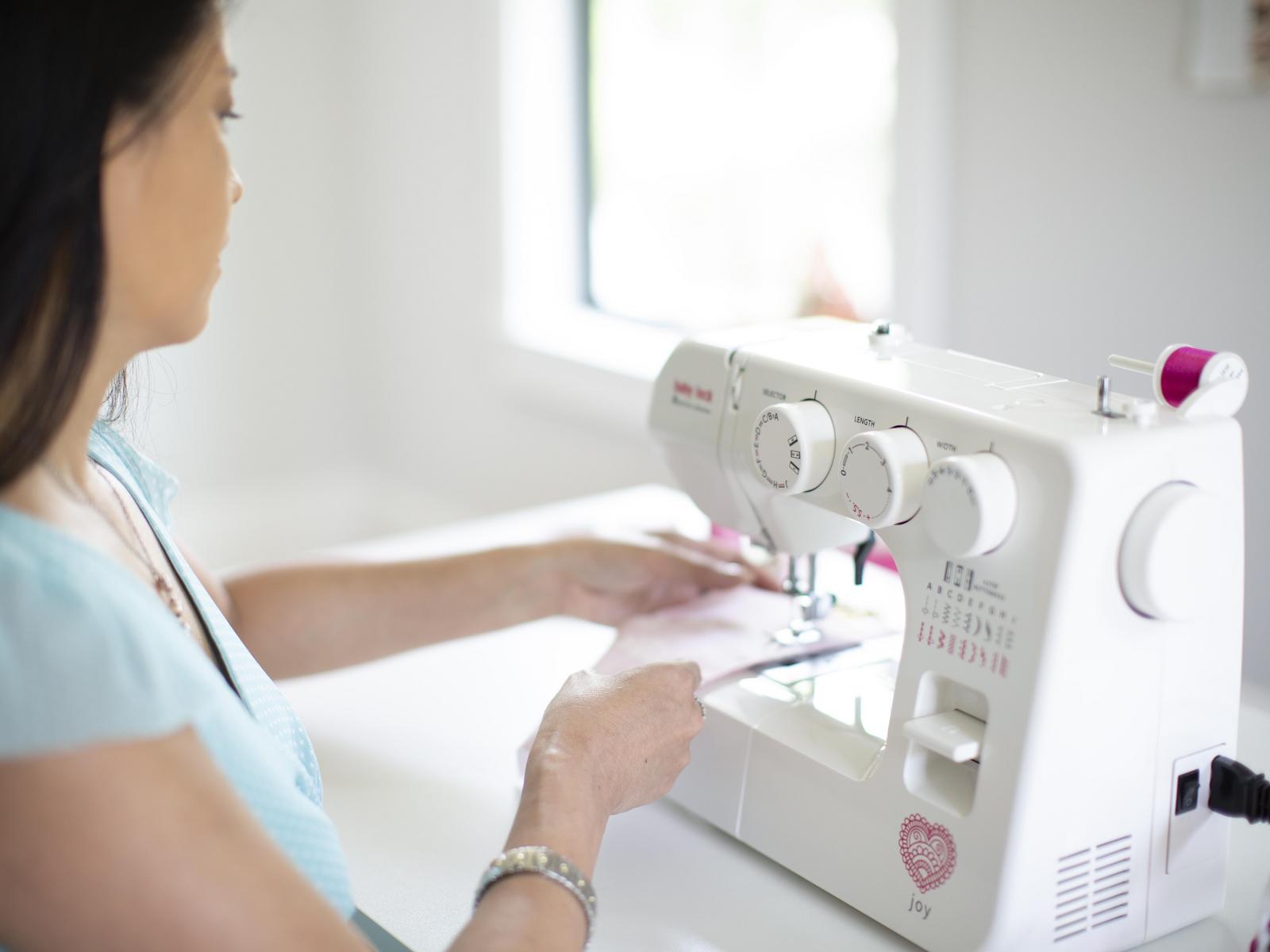 Baby Lock Joy Sewing Machine