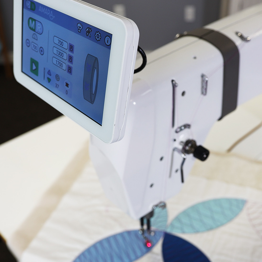 Handi Quilter Amara ST Color Touch Screen
